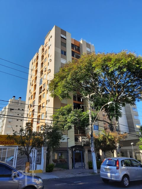 Image 35 - 255573